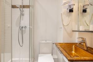 Hotel Paris Legendre